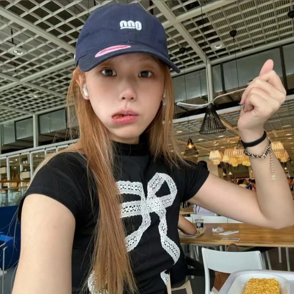 在江边